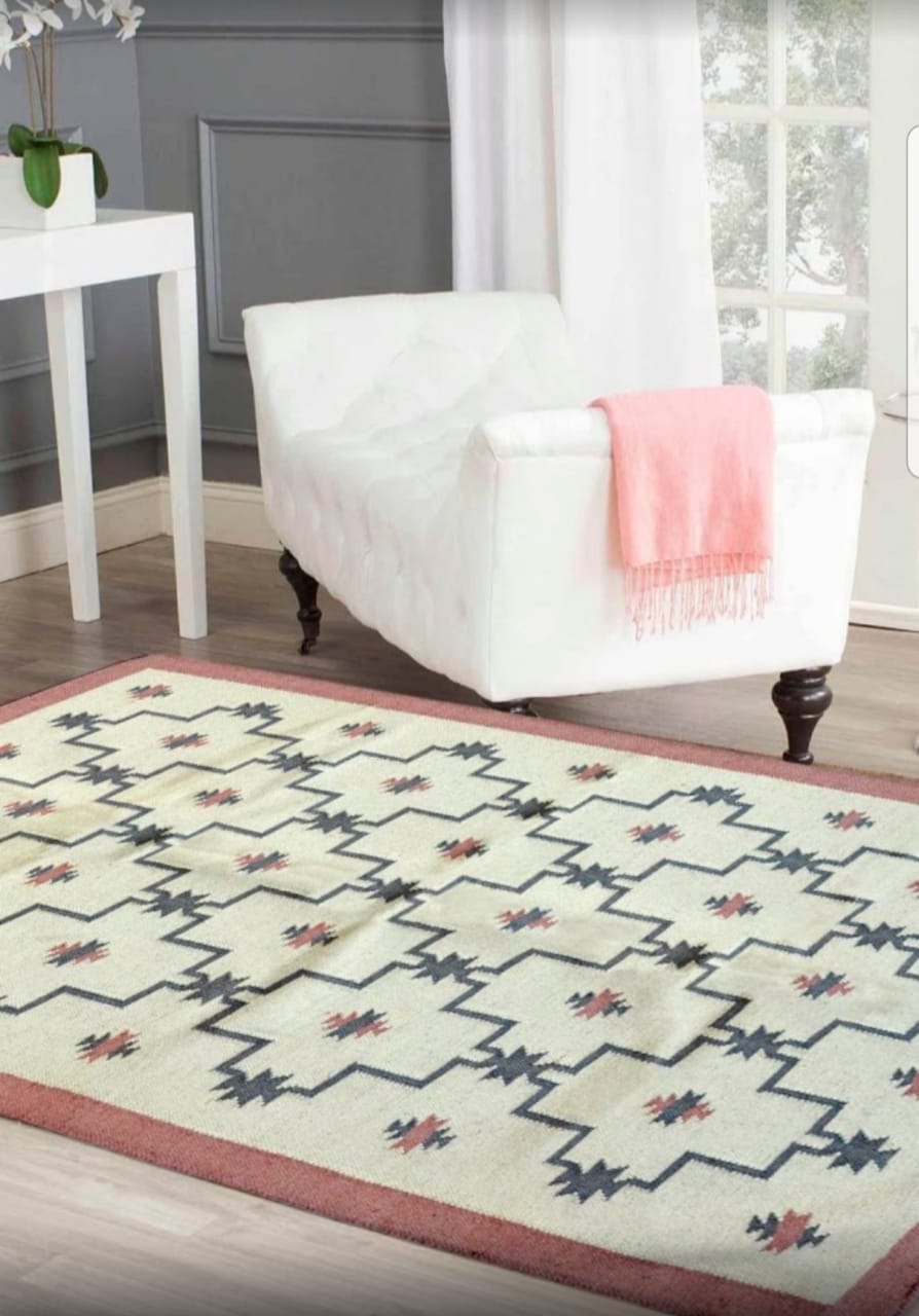 Custom Rugs Manufacturers in Panipat, Custom Made Rugs Suppliers India